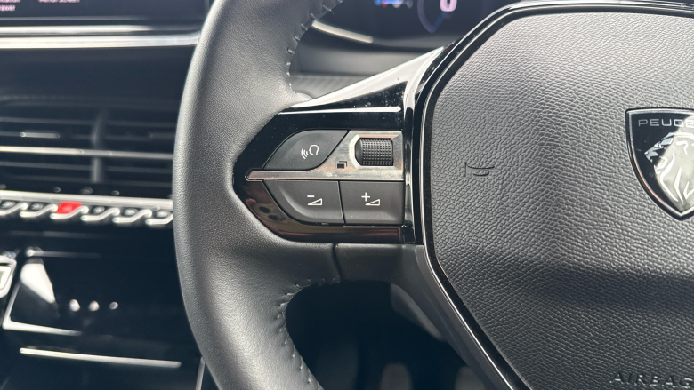 Peugeot 2008 1.2 PureTech 130 Allure 5dr Petrol Estate